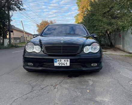 Мерседес Ц-Класс 2006 в Виннице на Automoto.ua Черный Мерседес Ц-Класс, объемом двигателя 2.5 л и пробегом 285 тыс. км за 7500 $, фото 37 на Automoto.ua