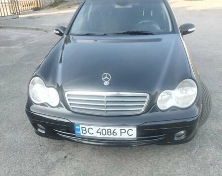 Черный Мерседес Ц-Класс, объемом двигателя 2.1 л и пробегом 275 тыс. км за 6350 $, фото 17 на Automoto.ua