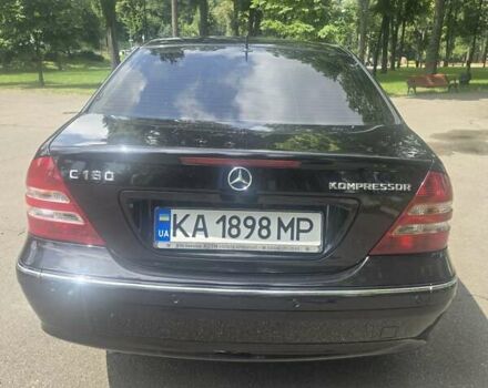 Чорний Мерседес Ц-Клас, об'ємом двигуна 1.8 л та пробігом 295 тис. км за 7700 $, фото 37 на Automoto.ua