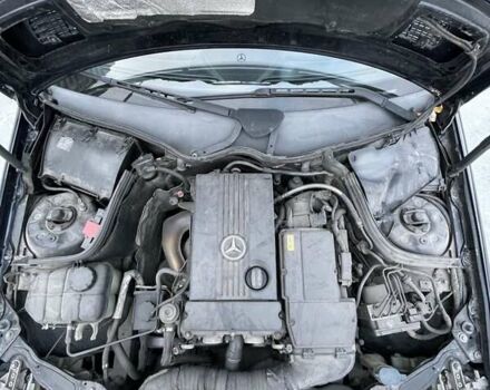 Черный Мерседес Ц-Класс, объемом двигателя 1.8 л и пробегом 381 тыс. км за 8300 $, фото 19 на Automoto.ua