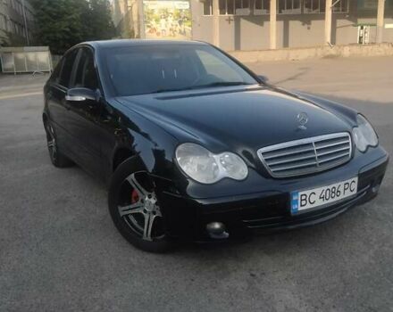 Черный Мерседес Ц-Класс, объемом двигателя 2.1 л и пробегом 275 тыс. км за 6350 $, фото 18 на Automoto.ua