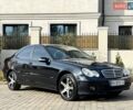Черный Мерседес Ц-Класс, объемом двигателя 1.8 л и пробегом 225 тыс. км за 6000 $, фото 7 на Automoto.ua