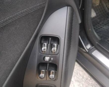 Черный Мерседес Ц-Класс, объемом двигателя 2.1 л и пробегом 275 тыс. км за 6350 $, фото 4 на Automoto.ua