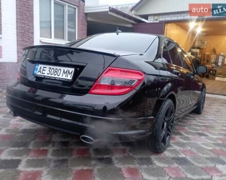Черный Мерседес Ц-Класс, объемом двигателя 3.5 л и пробегом 158 тыс. км за 10300 $, фото 10 на Automoto.ua