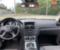 Черный Мерседес Ц-Класс, объемом двигателя 1.8 л и пробегом 137 тыс. км за 10000 $, фото 12 на Automoto.ua