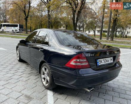 Мерседес Ц-Клас 2007 у Рівному на Automoto.ua Чорний Мерседес Ц-Клас, об'ємом двигуна 1.8 л та пробігом 197 тис. км за 6099 $, фото 8 на Automoto.ua