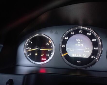 Черный Мерседес Ц-Класс, объемом двигателя 3.5 л и пробегом 158 тыс. км за 10300 $, фото 22 на Automoto.ua