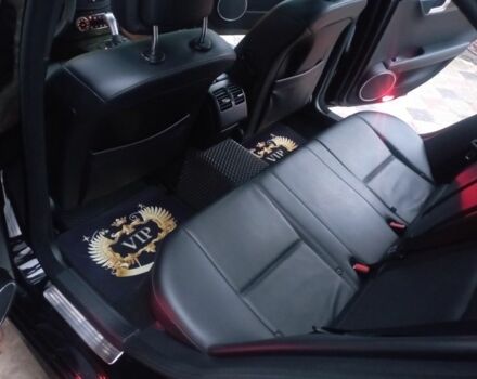 Черный Мерседес Ц-Класс, объемом двигателя 3.5 л и пробегом 158 тыс. км за 10300 $, фото 18 на Automoto.ua