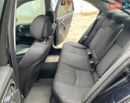 Чорний Мерседес Ц-Клас, об'ємом двигуна 1.8 л та пробігом 260 тис. км за 6500 $, фото 25 на Automoto.ua