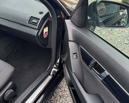 Чорний Мерседес Ц-Клас, об'ємом двигуна 2.2 л та пробігом 350 тис. км за 8900 $, фото 8 на Automoto.ua