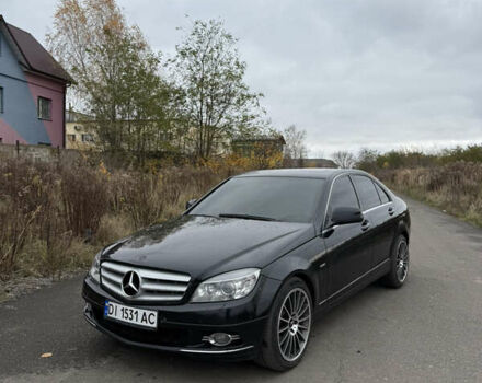 Чорний Мерседес Ц-Клас, об'ємом двигуна 2.99 л та пробігом 325 тис. км за 9999 $, фото 3 на Automoto.ua