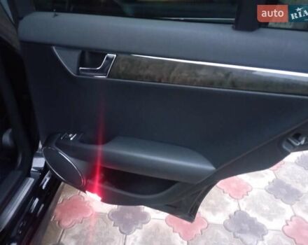 Черный Мерседес Ц-Класс, объемом двигателя 3.5 л и пробегом 158 тыс. км за 10300 $, фото 16 на Automoto.ua