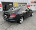 Черный Мерседес Ц-Класс, объемом двигателя 1.8 л и пробегом 32 тыс. км за 20000 $, фото 4 на Automoto.ua