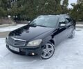 Черный Мерседес Ц-Класс, объемом двигателя 2.1 л и пробегом 315 тыс. км за 8700 $, фото 1 на Automoto.ua