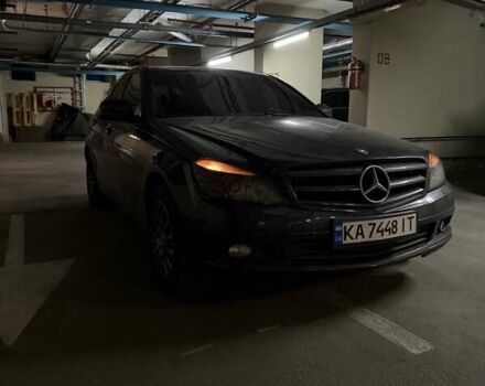 Чорний Мерседес Ц-Клас, об'ємом двигуна 1.8 л та пробігом 176 тис. км за 8999 $, фото 3 на Automoto.ua