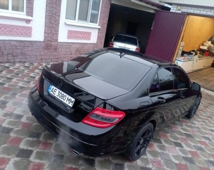 Черный Мерседес Ц-Класс, объемом двигателя 3.5 л и пробегом 158 тыс. км за 10300 $, фото 8 на Automoto.ua