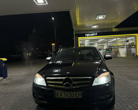 Черный Мерседес Ц-Класс, объемом двигателя 3 л и пробегом 217 тыс. км за 10800 $, фото 11 на Automoto.ua