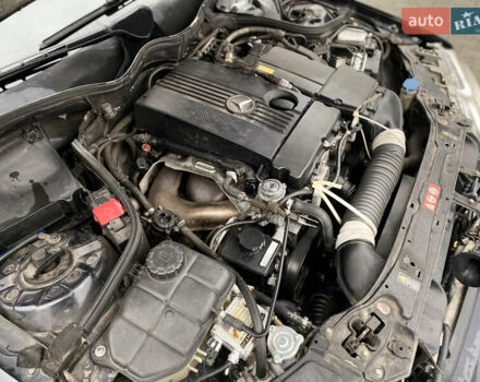 Чорний Мерседес Ц-Клас, об'ємом двигуна 1.8 л та пробігом 260 тис. км за 6500 $, фото 16 на Automoto.ua