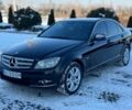 Чорний Мерседес Ц-Клас, об'ємом двигуна 3 л та пробігом 220 тис. км за 8900 $, фото 1 на Automoto.ua
