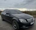 Чорний Мерседес Ц-Клас, об'ємом двигуна 2.99 л та пробігом 325 тис. км за 9999 $, фото 5 на Automoto.ua