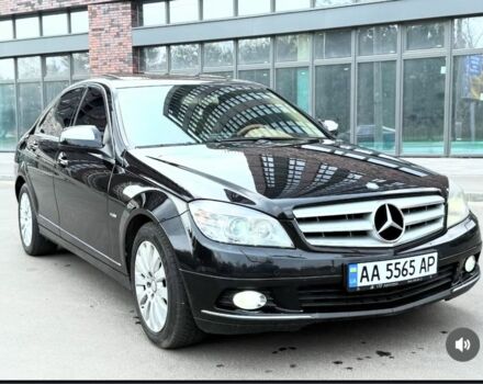 Черный Мерседес Ц-Класс, объемом двигателя 2.5 л и пробегом 222 тыс. км за 8300 $, фото 3 на Automoto.ua
