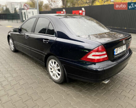 Чорний Мерседес Ц-Клас, об'ємом двигуна 1.8 л та пробігом 260 тис. км за 6500 $, фото 7 на Automoto.ua