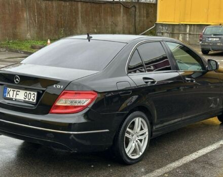 Мерседес Ц-Клас 2007 у Львові на Automoto.ua Чорний Мерседес Ц-Клас, об'ємом двигуна 2.2 л та пробігом 356 тис. км за 4905 $, фото 3 на Automoto.ua