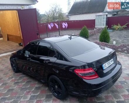 Черный Мерседес Ц-Класс, объемом двигателя 3.5 л и пробегом 158 тыс. км за 10300 $, фото 15 на Automoto.ua