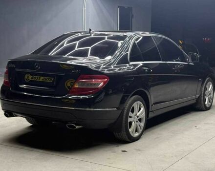 Черный Мерседес Ц-Класс, объемом двигателя 3 л и пробегом 240 тыс. км за 9800 $, фото 5 на Automoto.ua