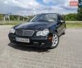 Чорний Мерседес Ц-Клас, об'ємом двигуна 3 л та пробігом 218 тис. км за 6600 $, фото 1 на Automoto.ua