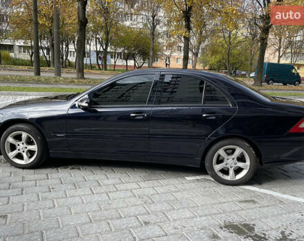 Мерседес Ц-Клас 2007 у Рівному на Automoto.ua Чорний Мерседес Ц-Клас, об'ємом двигуна 1.8 л та пробігом 197 тис. км за 6099 $, фото 10 на Automoto.ua