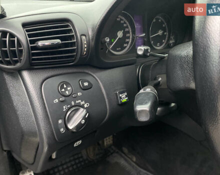 Черный Мерседес Ц-Класс, объемом двигателя 1.8 л и пробегом 260 тыс. км за 6900 $, фото 19 на Automoto.ua