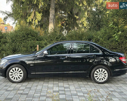 Мерседес Ц-Клас 2007 у Старокостянтинів на Automoto.ua Чорний Мерседес Ц-Клас, об'ємом двигуна 1.8 л та пробігом 220 тис. км за 8350 $, фото 7 на Automoto.ua