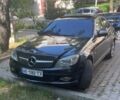 Черный Мерседес Ц-Класс, объемом двигателя 3 л и пробегом 240 тыс. км за 10000 $, фото 1 на Automoto.ua