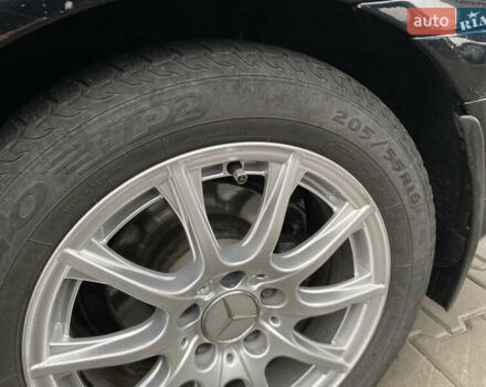 Чорний Мерседес Ц-Клас, об'ємом двигуна 1.8 л та пробігом 260 тис. км за 6500 $, фото 14 на Automoto.ua