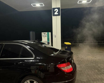 Черный Мерседес Ц-Класс, объемом двигателя 3 л и пробегом 217 тыс. км за 10800 $, фото 10 на Automoto.ua