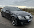 Чорний Мерседес Ц-Клас, об'ємом двигуна 2.99 л та пробігом 325 тис. км за 9999 $, фото 2 на Automoto.ua