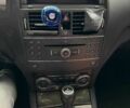 Черный Мерседес Ц-Класс, объемом двигателя 3 л и пробегом 210 тыс. км за 8750 $, фото 10 на Automoto.ua