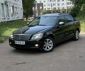 Черный Мерседес Ц-Класс, объемом двигателя 1.8 л и пробегом 310 тыс. км за 7096 $, фото 1 на Automoto.ua