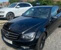Чорний Мерседес Ц-Клас, об'ємом двигуна 2.2 л та пробігом 450 тис. км за 8700 $, фото 1 на Automoto.ua