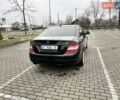 Черный Мерседес Ц-Класс, объемом двигателя 2.1 л и пробегом 292 тыс. км за 9500 $, фото 4 на Automoto.ua