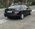 Чорний Мерседес Ц-Клас, об'ємом двигуна 3 л та пробігом 300 тис. км за 8200 $, фото 4 на Automoto.ua