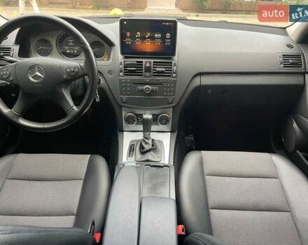 Мерседес Ц-Класс 2008 в Одессе на Automoto.ua Черный Мерседес Ц-Класс, объемом двигателя 1.8 л и пробегом 128 тыс. км за 10300 $, фото 16 на Automoto.ua