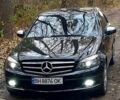 Чорний Мерседес Ц-Клас, об'ємом двигуна 3 л та пробігом 216 тис. км за 9000 $, фото 1 на Automoto.ua