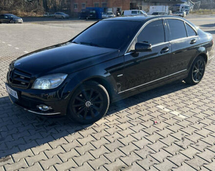 Чорний Мерседес Ц-Клас, об'ємом двигуна 2.2 л та пробігом 422 тис. км за 7570 $, фото 5 на Automoto.ua