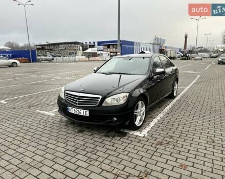 Черный Мерседес Ц-Класс, объемом двигателя 2.1 л и пробегом 292 тыс. км за 9500 $, фото 10 на Automoto.ua