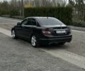 Чорний Мерседес Ц-Клас, об'ємом двигуна 3 л та пробігом 300 тис. км за 8200 $, фото 2 на Automoto.ua