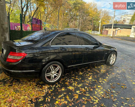 Мерседес Ц-Клас 2008 у Дніпро (Дніпропетровську) на Automoto.ua Чорний Мерседес Ц-Клас, об'ємом двигуна 1.8 л та пробігом 255 тис. км за 8500 $, фото 3 на Automoto.ua