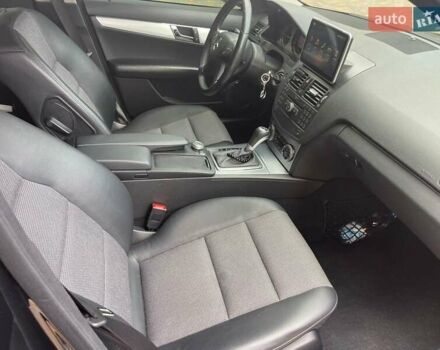 Мерседес Ц-Класс 2008 в Одессе на Automoto.ua Черный Мерседес Ц-Класс, объемом двигателя 1.8 л и пробегом 128 тыс. км за 10300 $, фото 17 на Automoto.ua