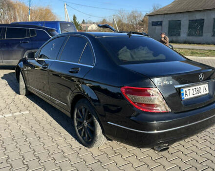 Чорний Мерседес Ц-Клас, об'ємом двигуна 2.2 л та пробігом 422 тис. км за 7570 $, фото 6 на Automoto.ua